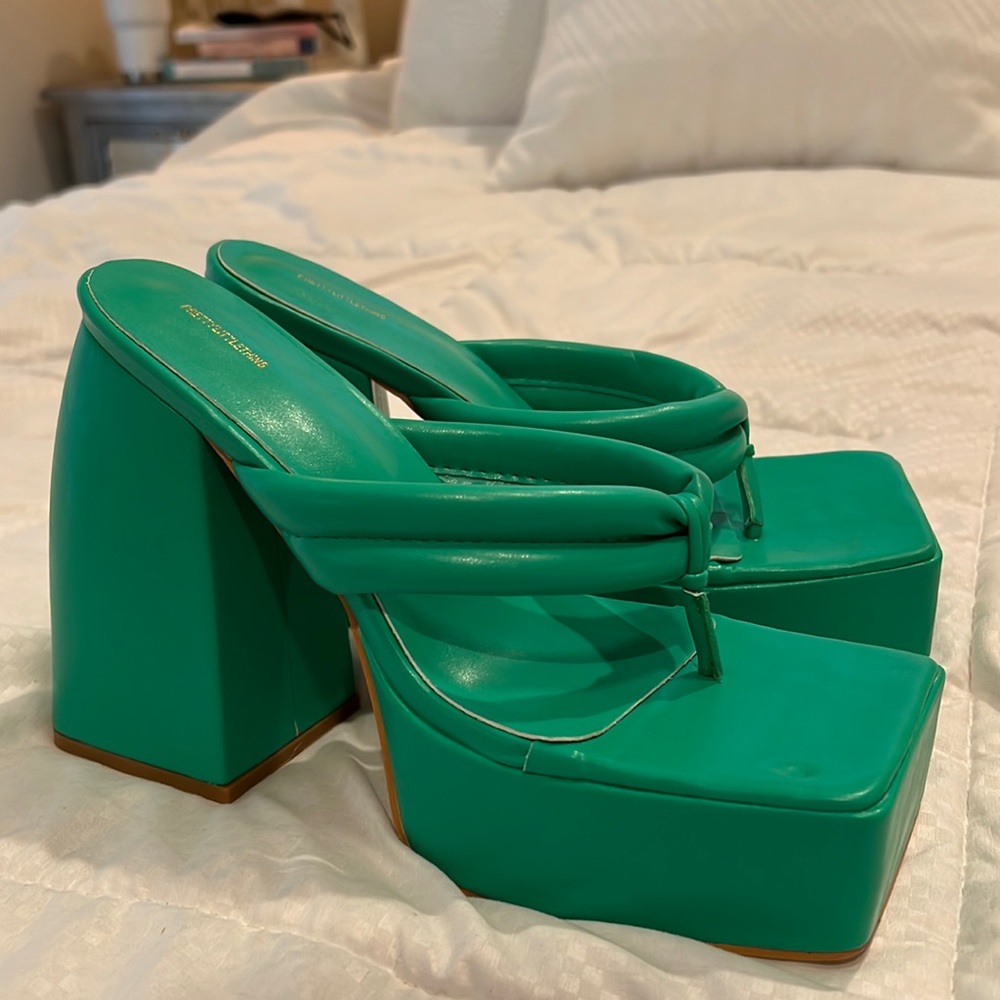 Platform heel